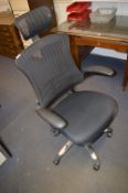 *Mesh Swivel Office Chair