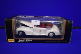 Maisto Special Edition Mercedes Benz 300S Diecast