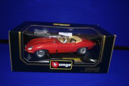 Burago Jaguar E Type Cabriolet 1961 Diecast Model