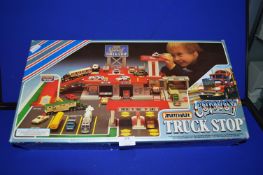Matchbox Convoy Truck Stop Garage Set