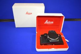 Leica R7 2182107 Camera with Original Packaging