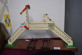Hornby O Gauge Foot Bridge with Signals