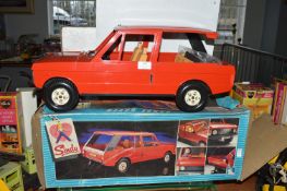 Pedigree Sindy’s Range Rover (missing rear pillar)