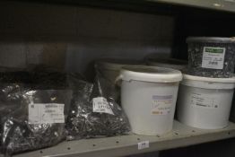 *Contents of Shelf to Include Alloy Clout Nails 2.65x38mm