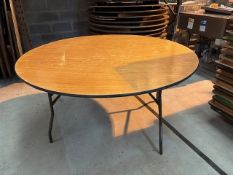 *9 x 5ft Round Banqueting Tables with Fold up Legs