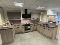 *Woodgrain Effect U-Shape Display Kitchen (3420mm wide, 2230mm Righthand, 1700mm Lefthand Return)