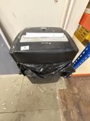 *Q Connect Q15CC Paper Shredder