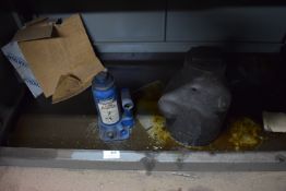 *One 4-ton and One 8-ton Hydraulic Bottle Jacks (no handles)