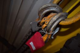 *Two 2.1-ton Lifting Chains