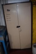 *Metal Storage Cabinet 92x46cm x 183cm tall