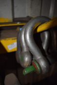 *Four 6.5-ton Lifting Shackles