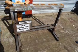 *Two 120x95cm Trestles