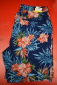 *Kirkland Men’s Swim Shorts Size: S