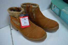 Shuropody Lady's Leather Ankle Boots Size: 5