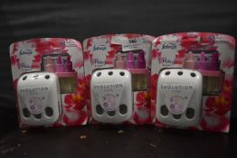 3x Febreze Limited Edition Room Odourisers