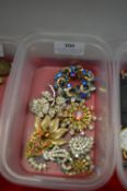 Vintage Costume Jewellery Brooches