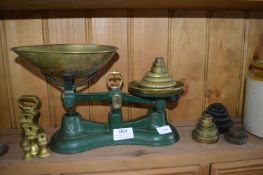 Green Kitchen Scales and Weights