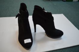 Forever 21 Stiletto Ankle Boots Size: 5