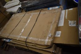 *Pallet of Shower/Bath Screens