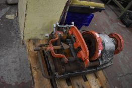 *MCC Pipe Threading Machine Model 800 110v