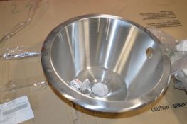 *Box of Stainless Steel Basins