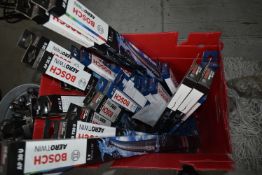 *~25 Assorted Wiper Blades