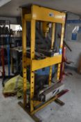 *20-ton Hydraulic Press by Siebe (No Lifting Facilities)