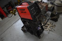 *Wolf Weld Turbo Fan Cooled Mig Welder with Welding Mask and Gloves (gas bottle nor included)