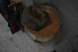 *25L Tub of Oil Absorbent