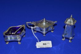 Walker & Hall Hallmarked Silver Cruet Set - Sheffield 1910