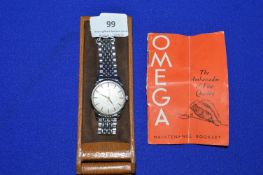 Vintage Omega Gent's Wristwatch with Leather Case (requires a service)