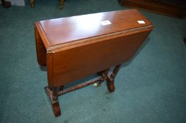 Small Gate Leg Side Table on Turned Supports