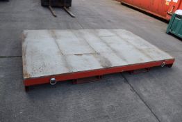 *Platform Bed 170x280cm with Link Eyes