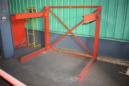 *Stand with 140cm Forks 197cm wide, 150cm tall