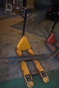 *550x1100 Modified Pallet Truck