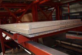 *2x Oak Veneered Internal Door 1981x762x35mm