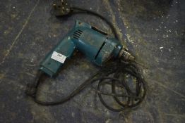*Makita 240v Reversible Drill