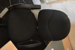 *Swivel Office Chair