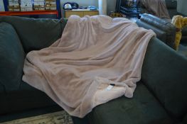 *Mon Chateau Luxury Dusky Pink Throw