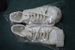 Alexander Macqueen Trainer Size: EU 45 (preworn)