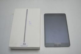Apple iPad Mini 4 128bg (unused with packaging)