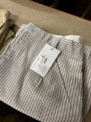 *Linton Pleat Shorts (stripe) Size: 34 RRP: £84.95 (missing hook fastener)