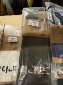 *Pair of Carhartt Green Socks Size: 6-11