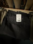 *Taion Reversible Shorts (black) Size: XXL RRP: £89.95