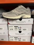 *Saucony Originals Progrid Omni 9 Trainers (light grey) Size: 8.5 RRP: £164.95