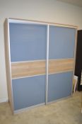 *Woodgrain Effect Double Door Wardrobe Enclosed by Double Sliding Doors with Opaque Glass Panels and