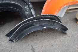 *Pair of HGV Front Arch Moulds