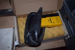 *Gas Leak Detector