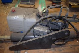 *Hydraulic Pump Unit, Ram & Brackets suitable for Horse Box Ramp
