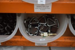 *Feed Bucket Containing 1-ton Triangular Lashing Rings